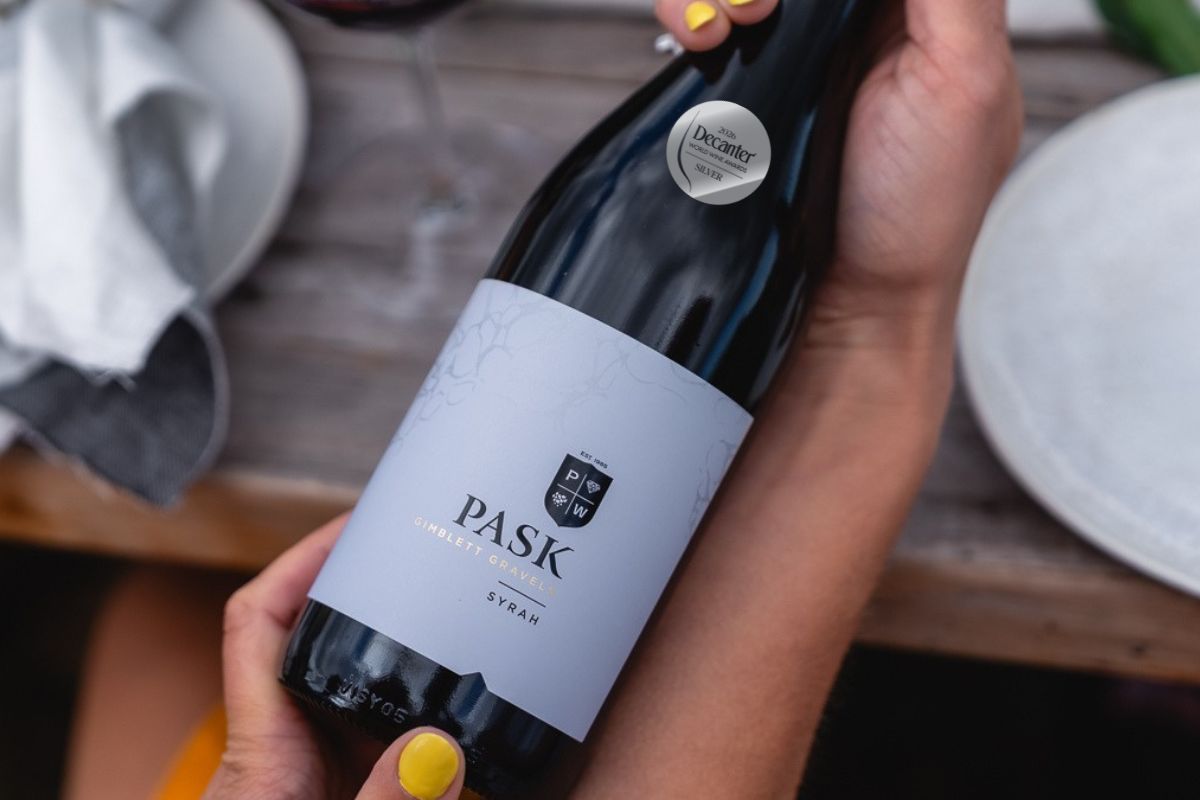 The 2024 Gimblett Gravels Syrah: A Wet Vintage, Met In The Vineyard