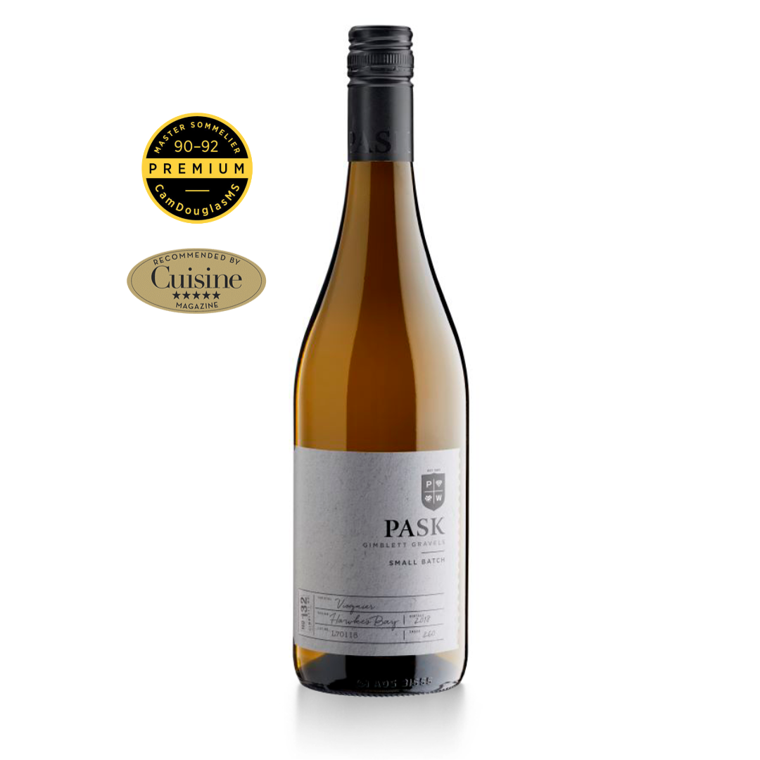 Pask Gimblett Gravels Small Batch white wine bottle, awarded 90–92 Premium by Cam Douglas and recommended by Cuisine Magazine.